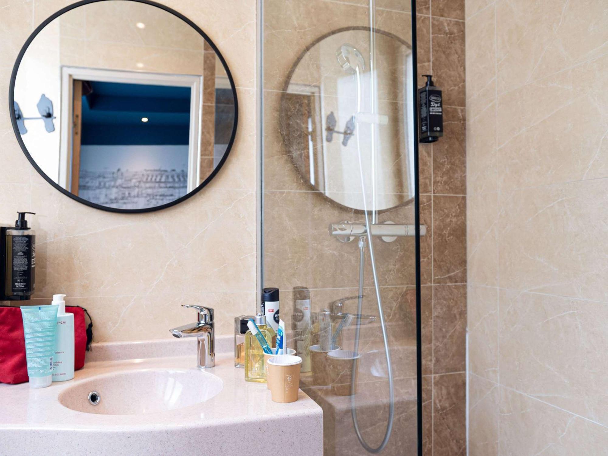 Ibis Styles Paris Batignolles Otel Dış mekan fotoğraf